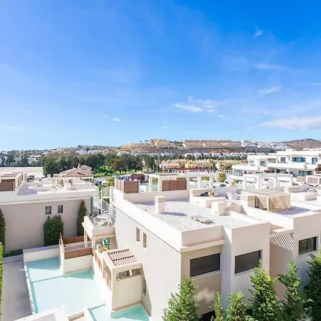 Luxury With Seaviews Apartment
